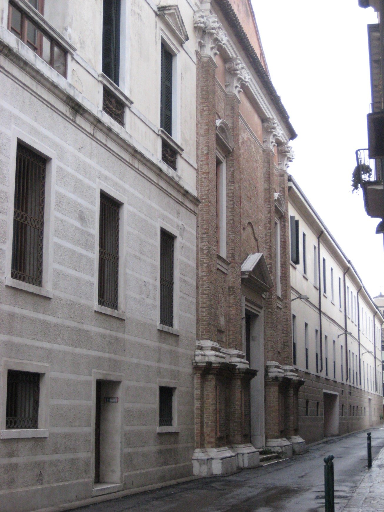 04Chiesa Santa Croce1.jpg